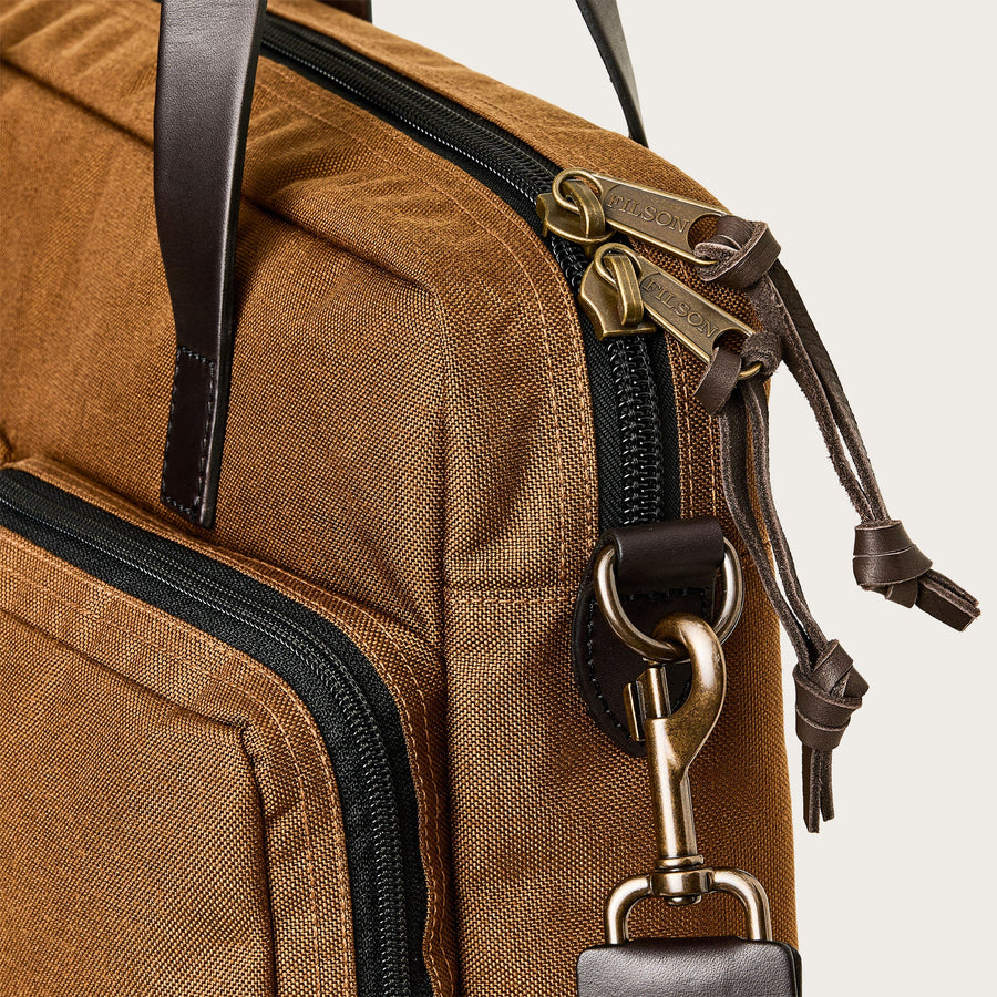 FMBAG0081W0259 222 FLS 14 2000x