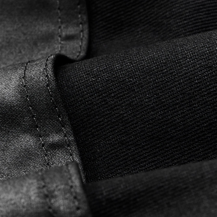 FMCAM0077WRANGLER BLACK FLS 16 2000x